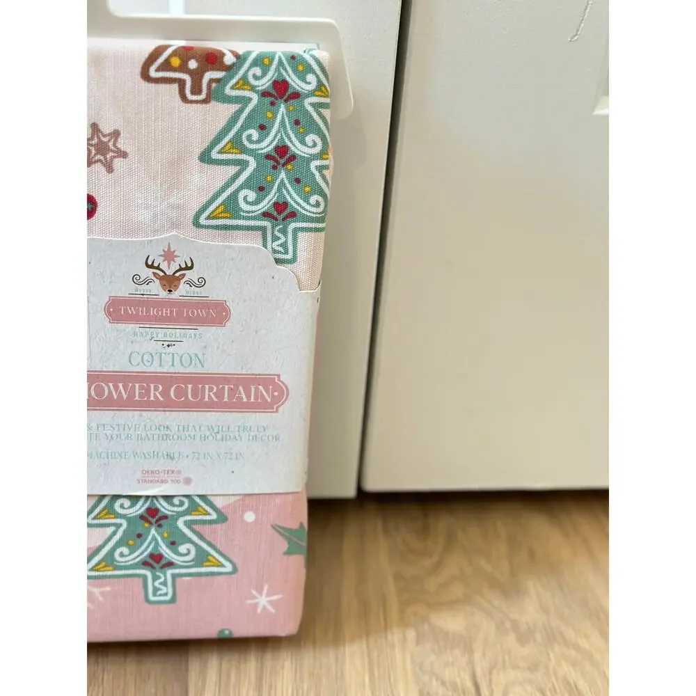 Christmas gingerbread pink